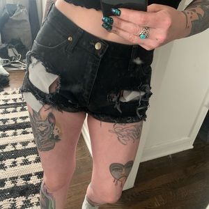 Wrangler ripped shorts